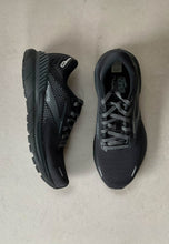 Load image into Gallery viewer, brooks best running shoes