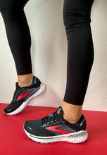 Load image into Gallery viewer, brooks ladies running shoes