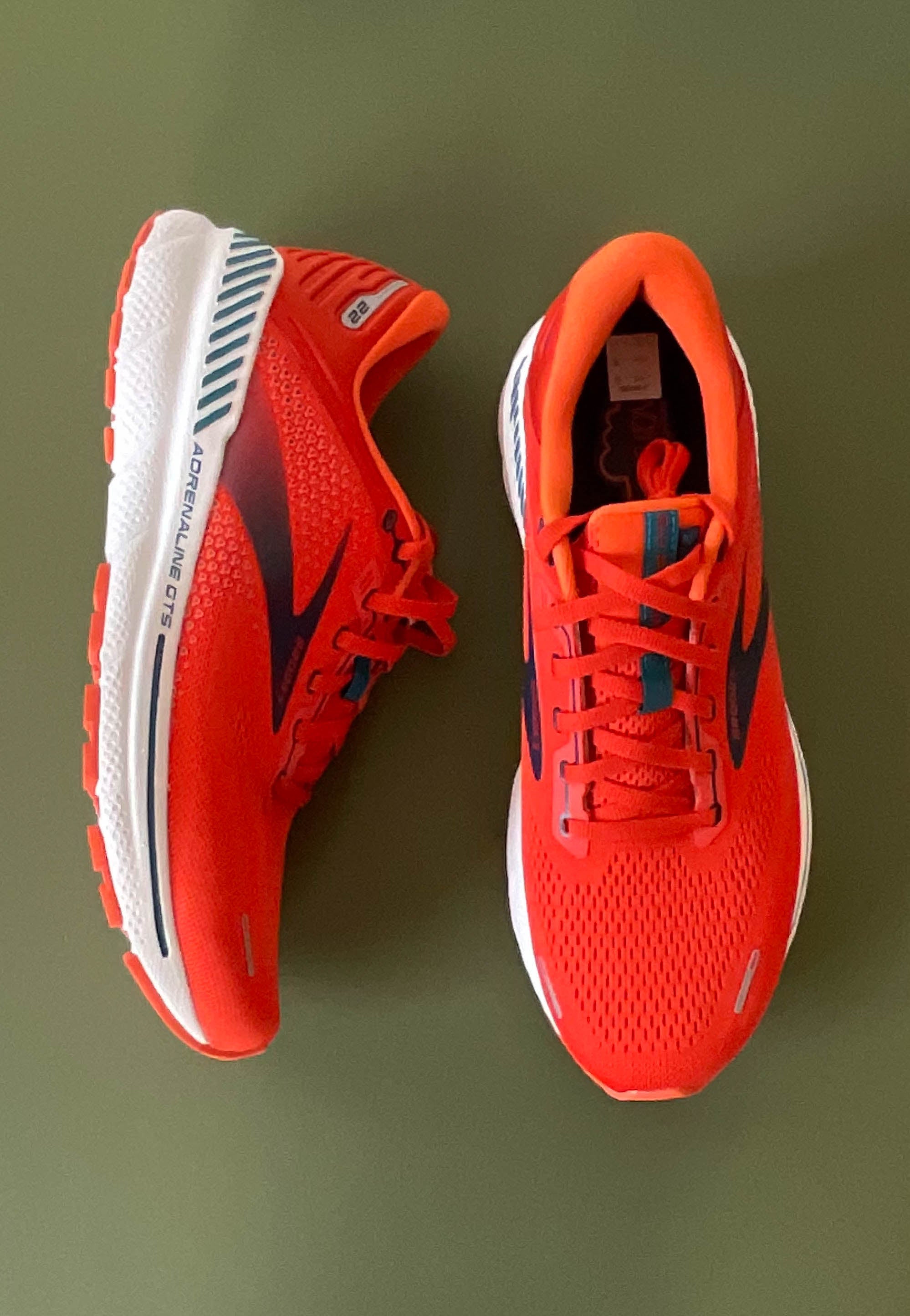 running shoes red