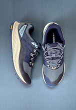 Load image into Gallery viewer, merrell trail running shoes