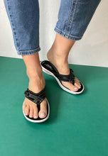 Load image into Gallery viewer, clarks black sliders