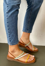 Load image into Gallery viewer, marila white leather sandals