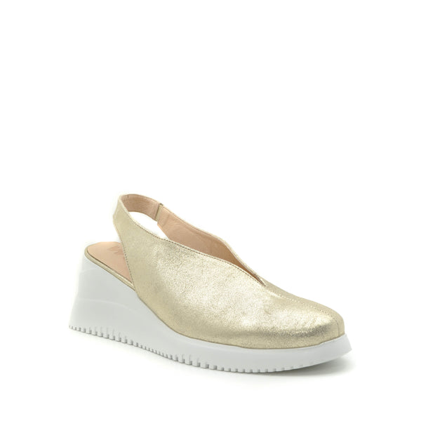 wonders gold low wedge shoes