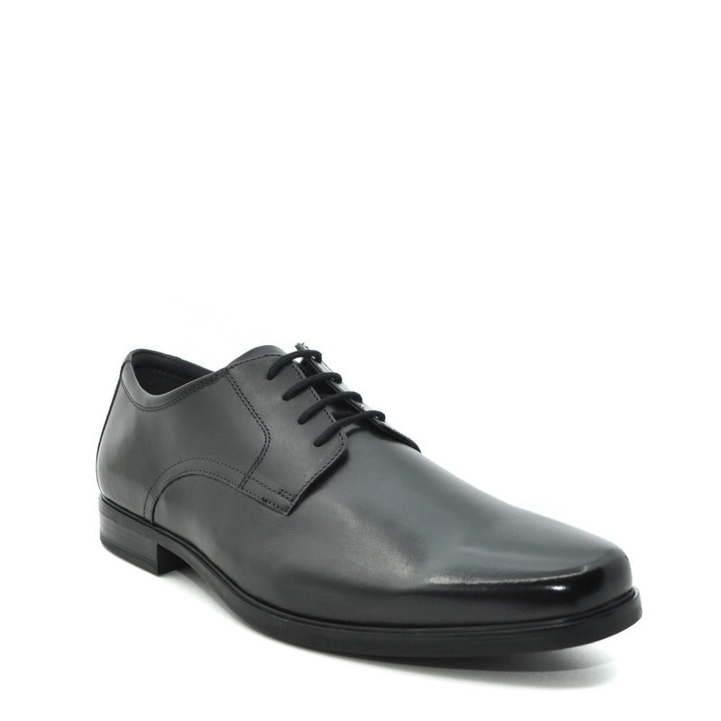 Load image into Gallery viewer, wide fitting dressy shoes for men clarks
