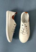 Load image into Gallery viewer, white shoes lunar