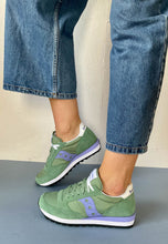 Load image into Gallery viewer, saucony green trainers