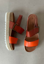 Load image into Gallery viewer, lunar tan espadrille sandals