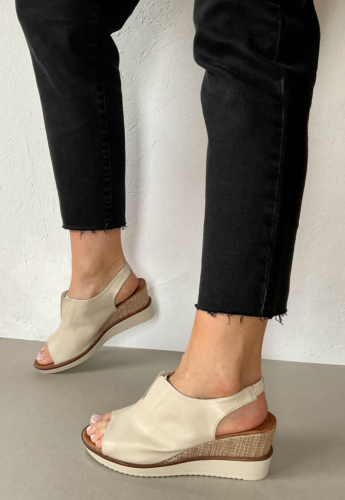 zanni beige low wedge sandals