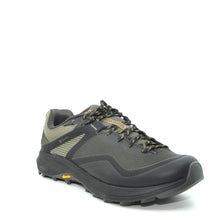 Load image into Gallery viewer, merrelll gore tex hiking shoes for men