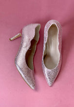 Load image into Gallery viewer, sorento pink mettalic heels