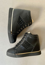 Load image into Gallery viewer, Una Healy black boots