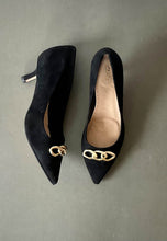 Load image into Gallery viewer, clarks black suede shoes ladies