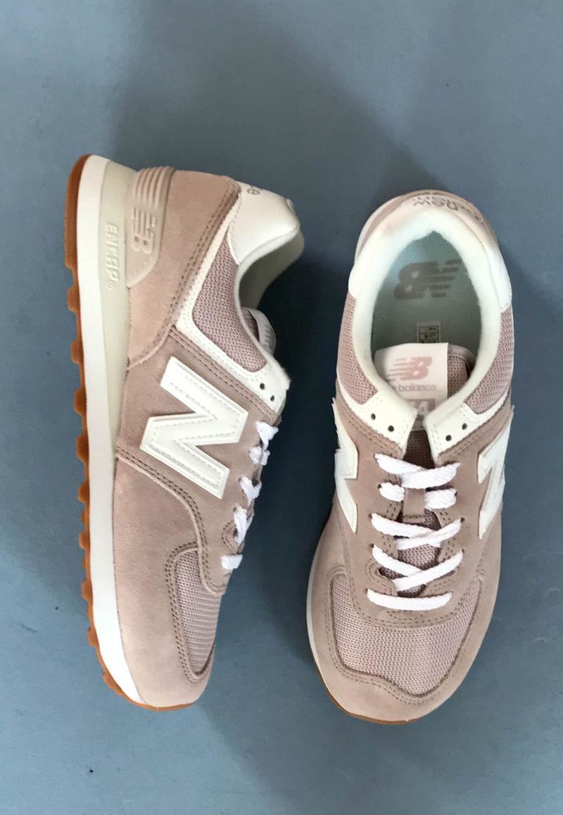Load image into Gallery viewer, new balance shoes
